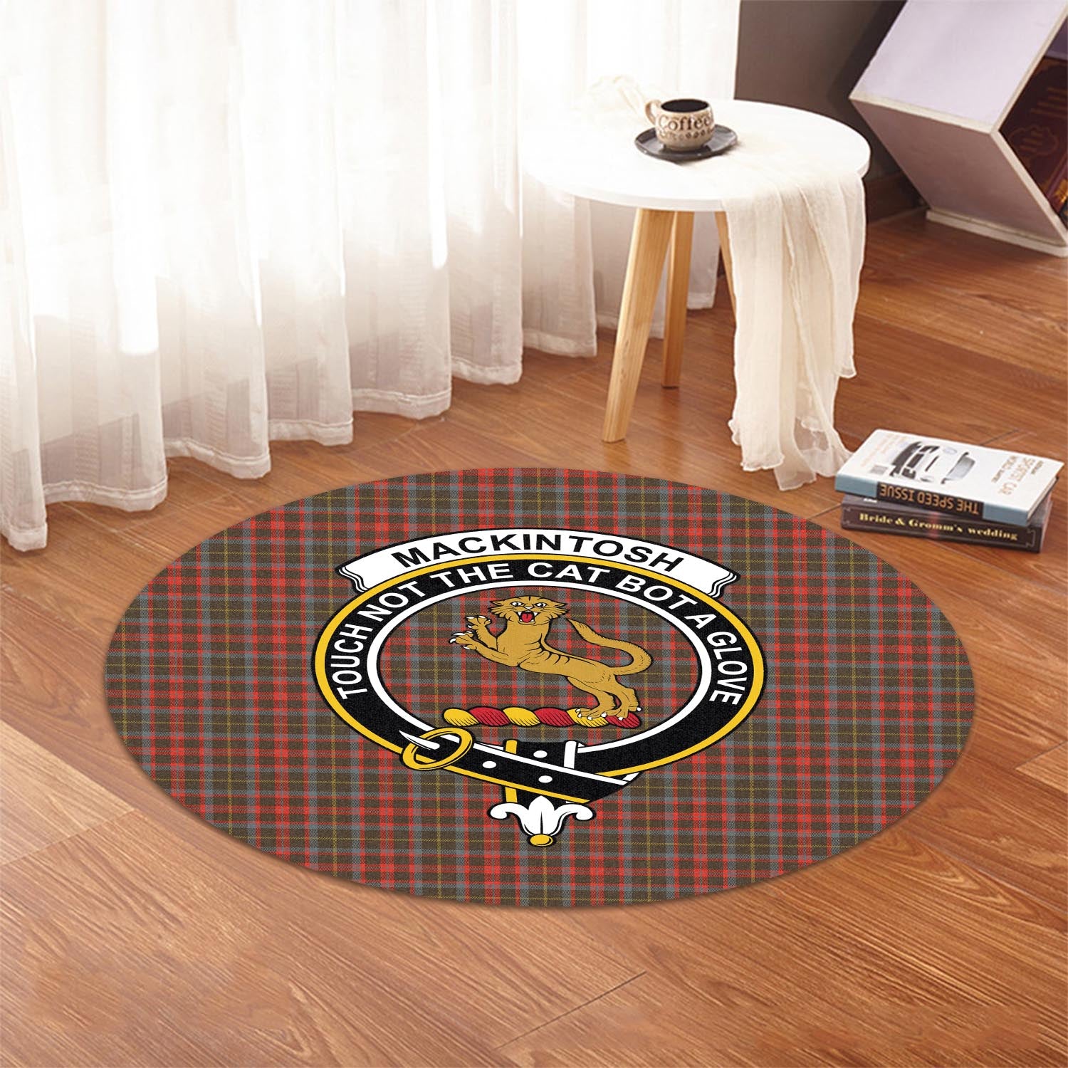 mackintosh-hunting-weathered-tartan-round-rug-with-family-crest