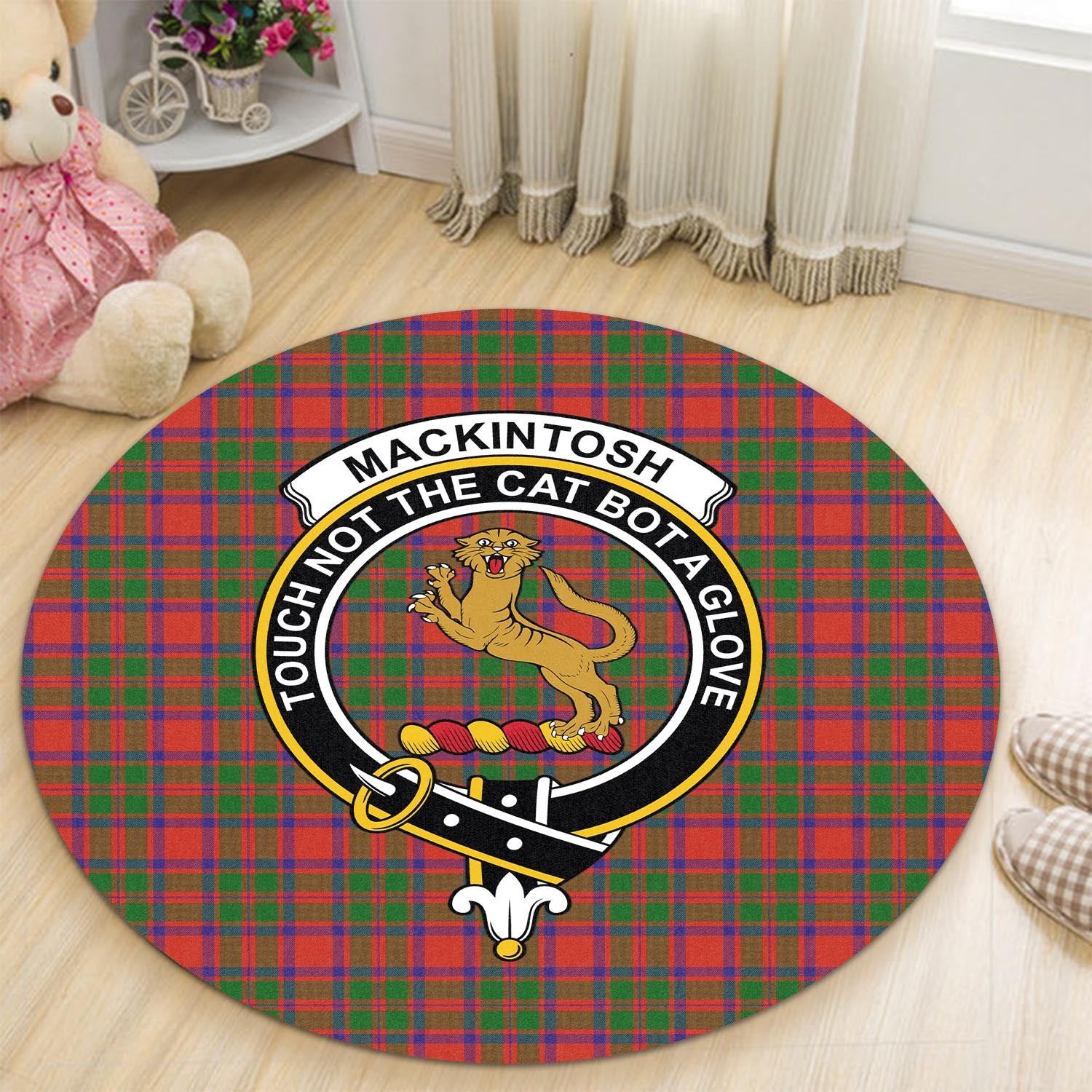 mackintosh-modern-tartan-round-rug-with-family-crest