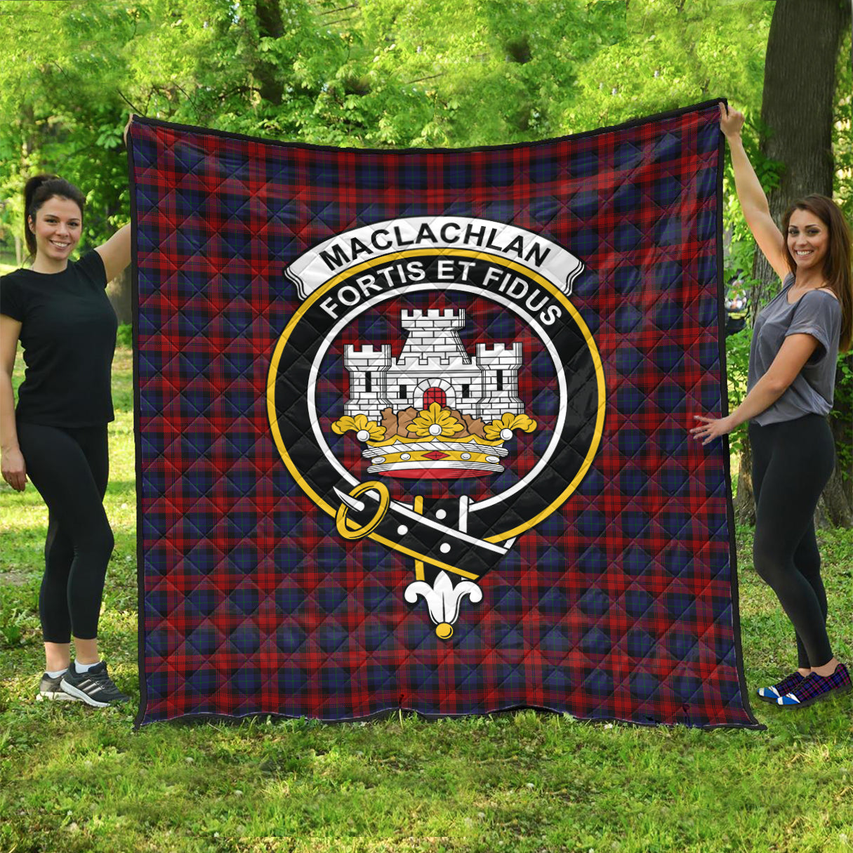 maclachlan-tartan-quilt-with-family-crest