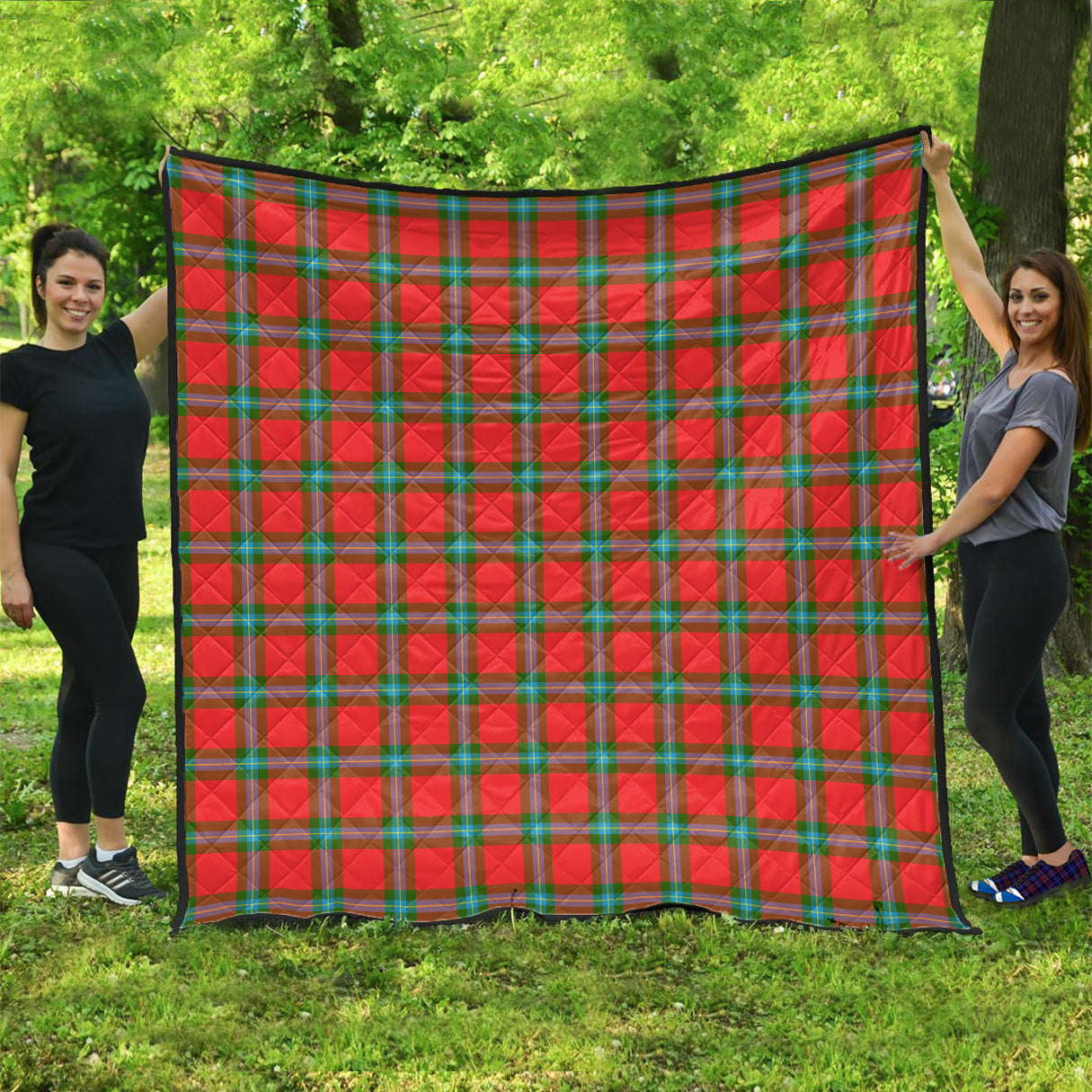 maclaine-of-loch-buie-tartan-quilt