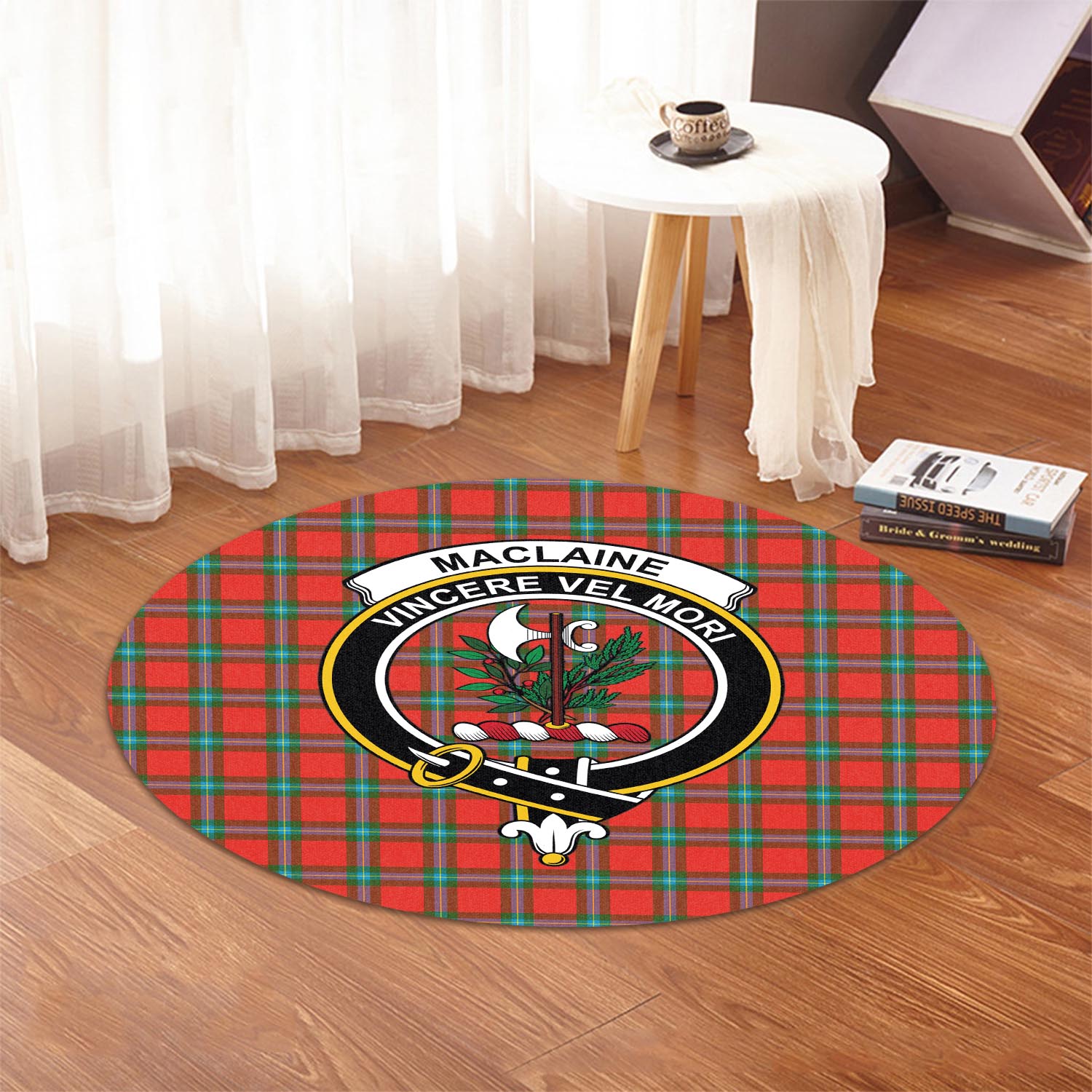 maclaine-of-loch-buie-tartan-round-rug-with-family-crest