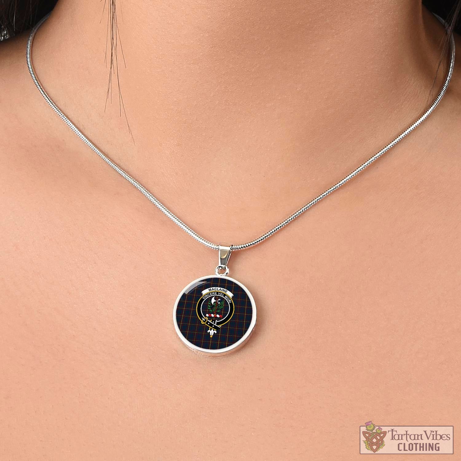 Tartan Vibes Clothing MacLaine of Lochbuie Hunting Tartan Circle Necklace with Family Crest