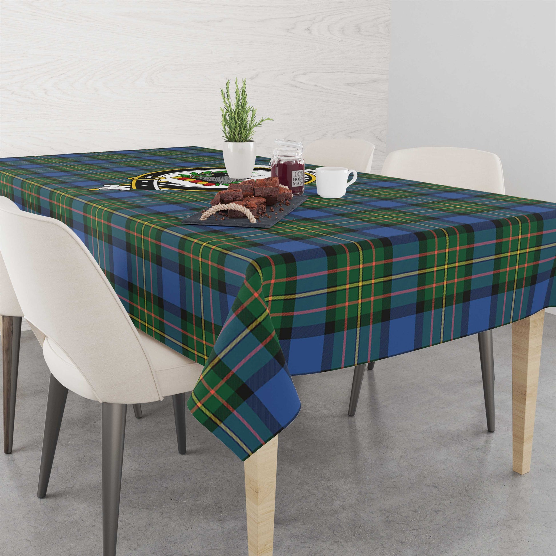 maclaren-ancient-tatan-tablecloth-with-family-crest