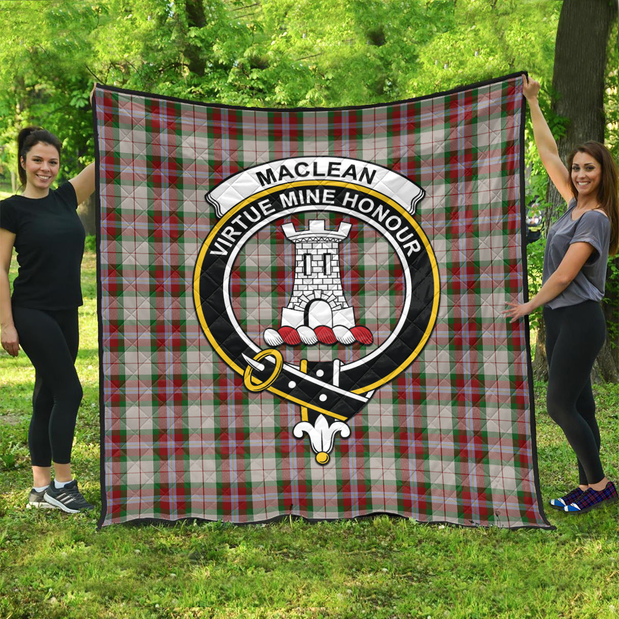 maclean-dress-tartan-quilt-with-family-crest