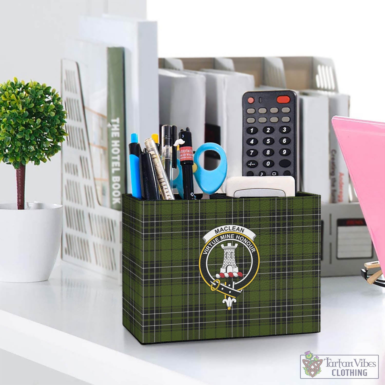 Tartan Vibes Clothing MacLean Hunting Tartan Pen Holder with Family Crest