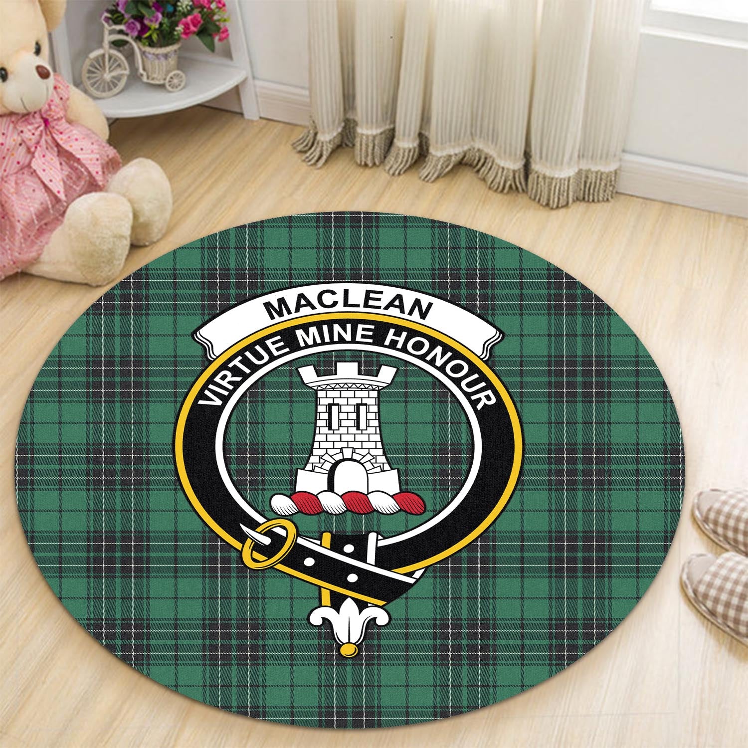 maclean-hunting-ancient-tartan-round-rug-with-family-crest