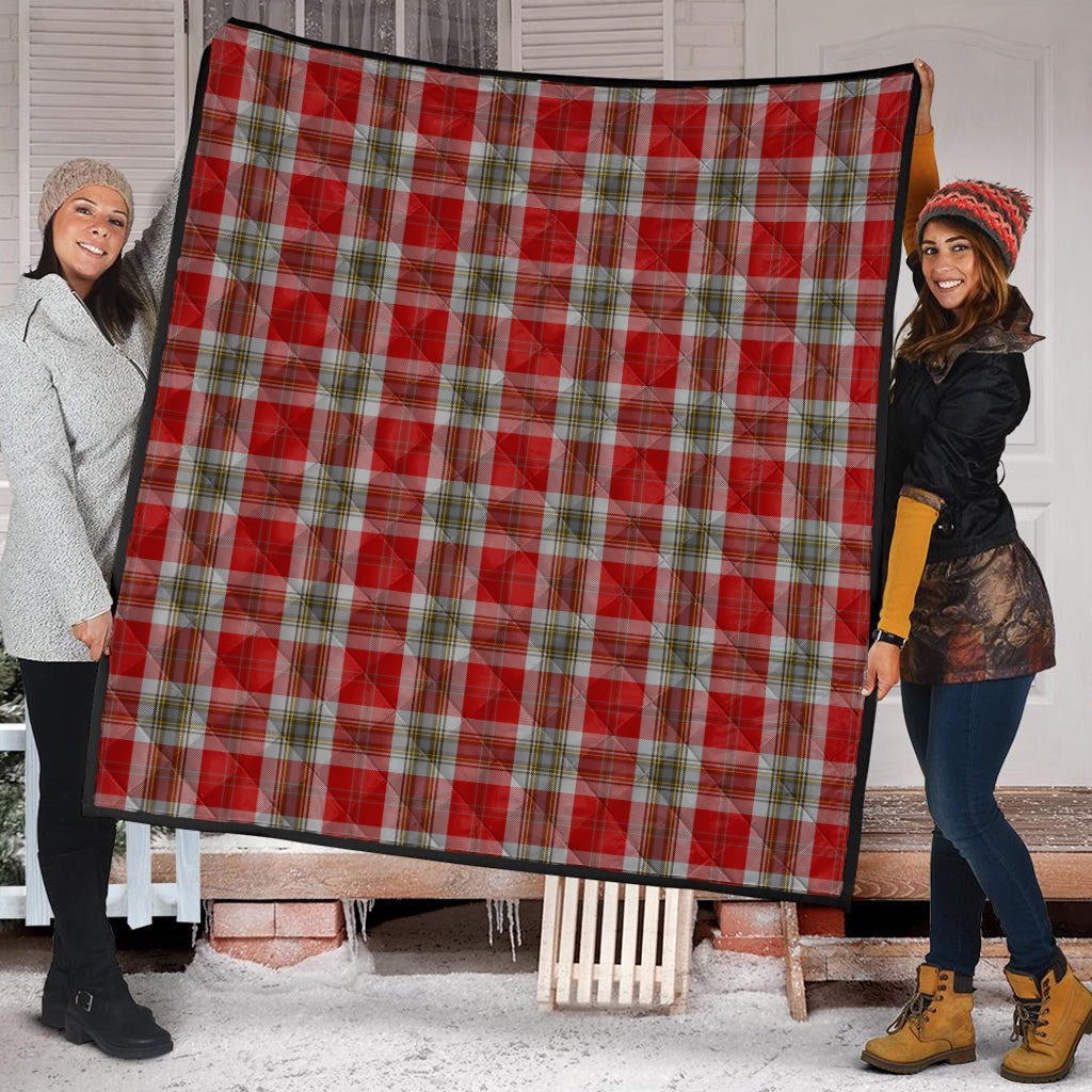 maclean-of-duart-dress-red-tartan-quilt