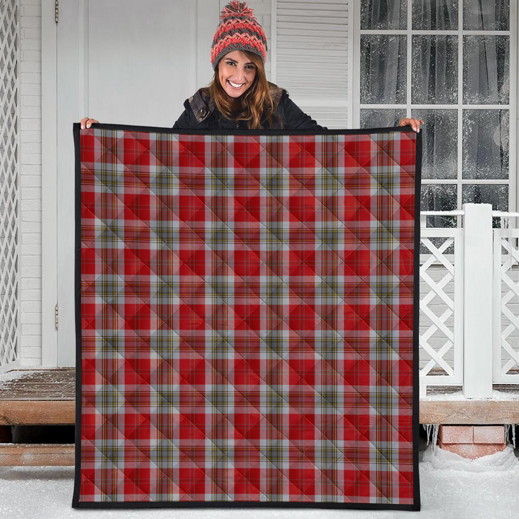 maclean-of-duart-dress-red-tartan-quilt