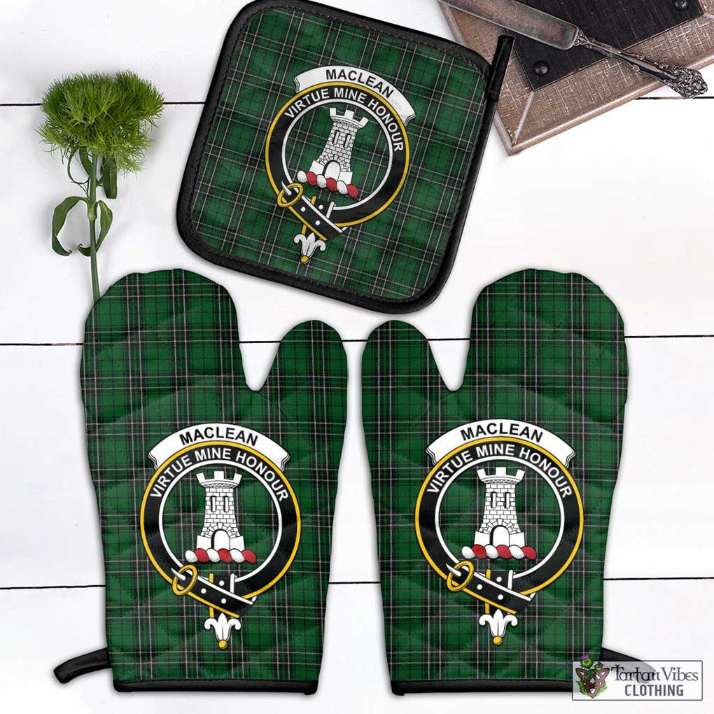 MacLean of Duart Hunting Tartan Combo Oven Mitt & Pot-Holder with Family Crest Combo 1 Oven Mitt & 1 Pot-Holder Black - Tartan Vibes Clothing