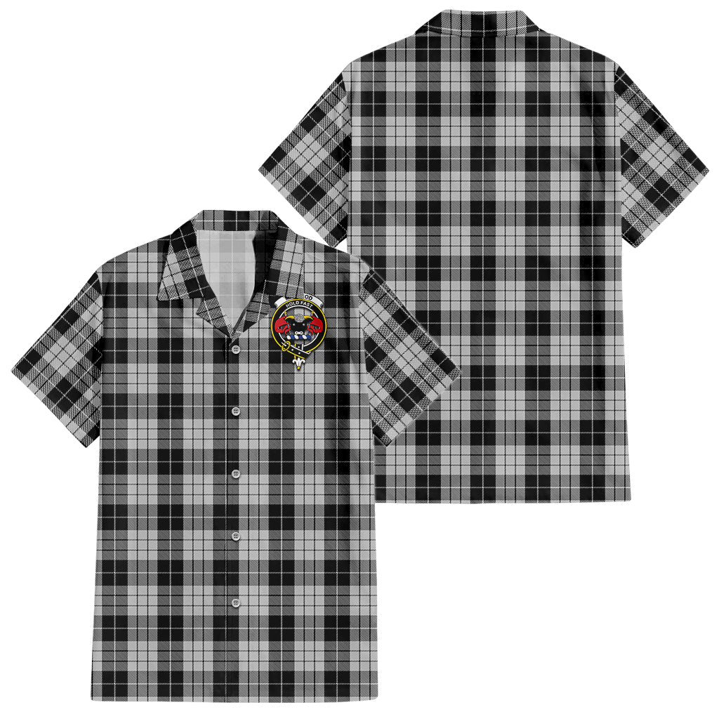 macleod-black-and-white-tartan-short-sleeve-button-down-shirt-with-family-crest