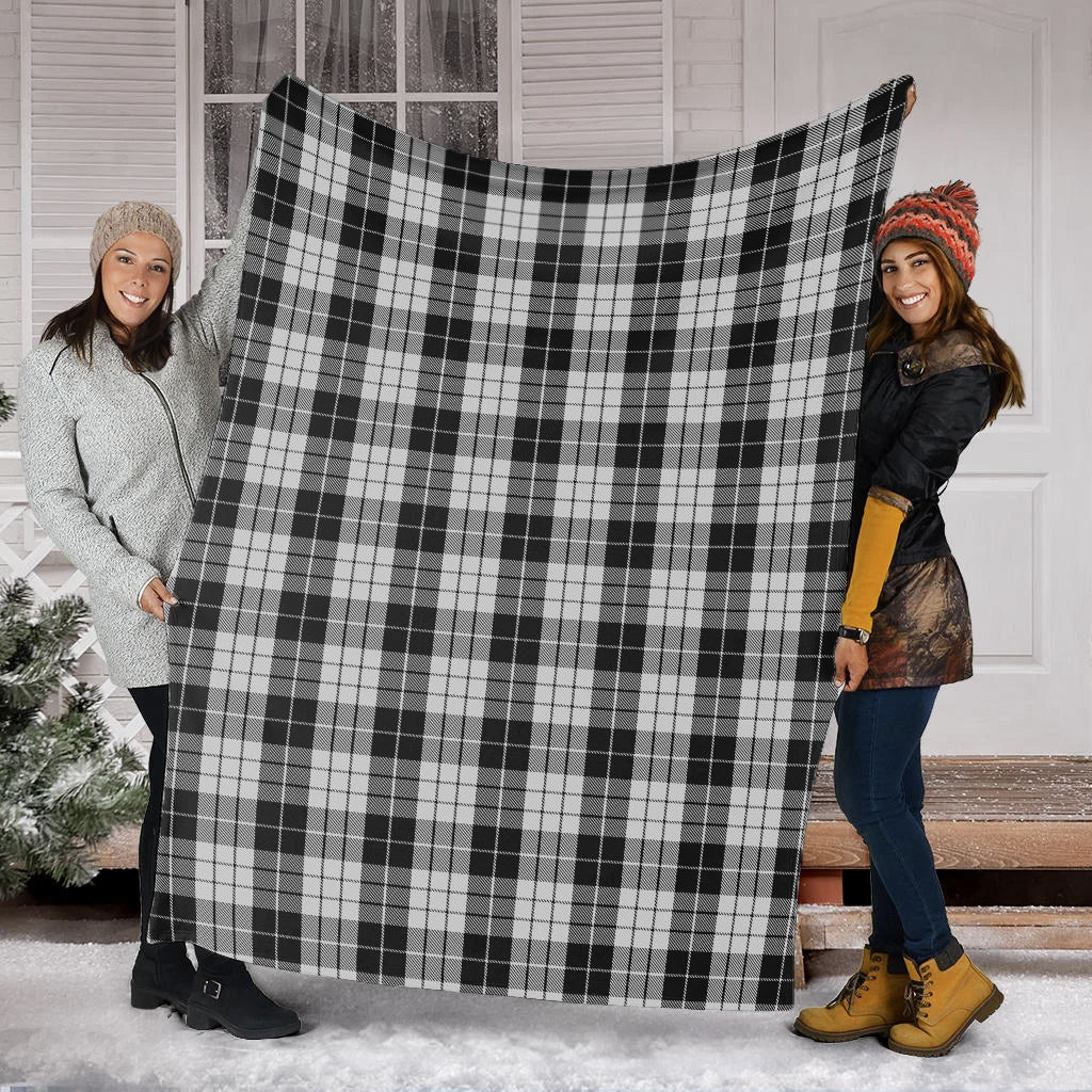 macleod-black-and-white-tartan-blanket