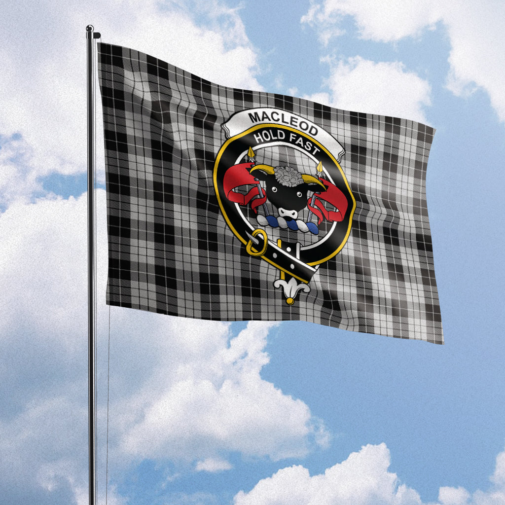 macleod-black-and-white-tartan-flag-with-family-crest