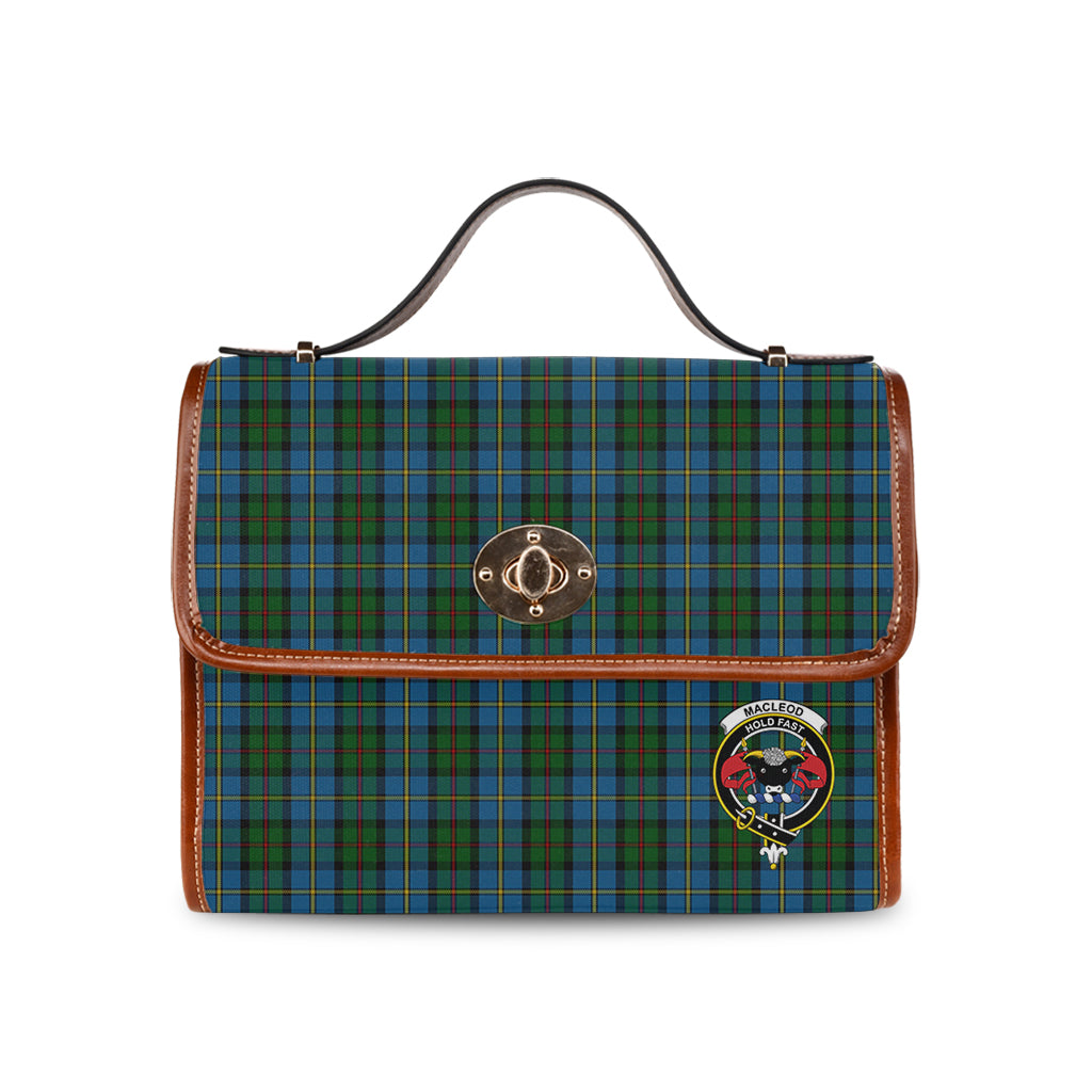 macleod-green-tartan-leather-strap-waterproof-canvas-bag-with-family-crest