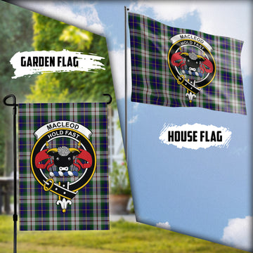 MacLeod Of Californian Tartan Flag with Family Crest