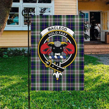 MacLeod Of Californian Tartan Flag with Family Crest