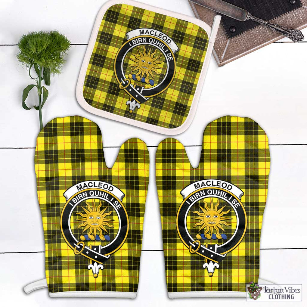 MacLeod (McLeod) Tartan Combo Oven Mitt & Pot-Holder with Family Crest White - Tartan Vibes Clothing