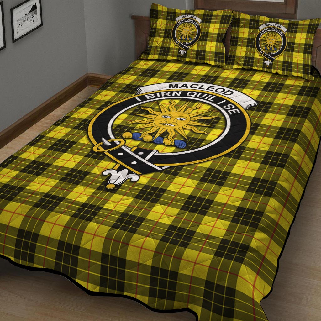 MacLeod (McLeod) Tartan Quilt Bed Set with Family Crest - Tartan Vibes Clothing