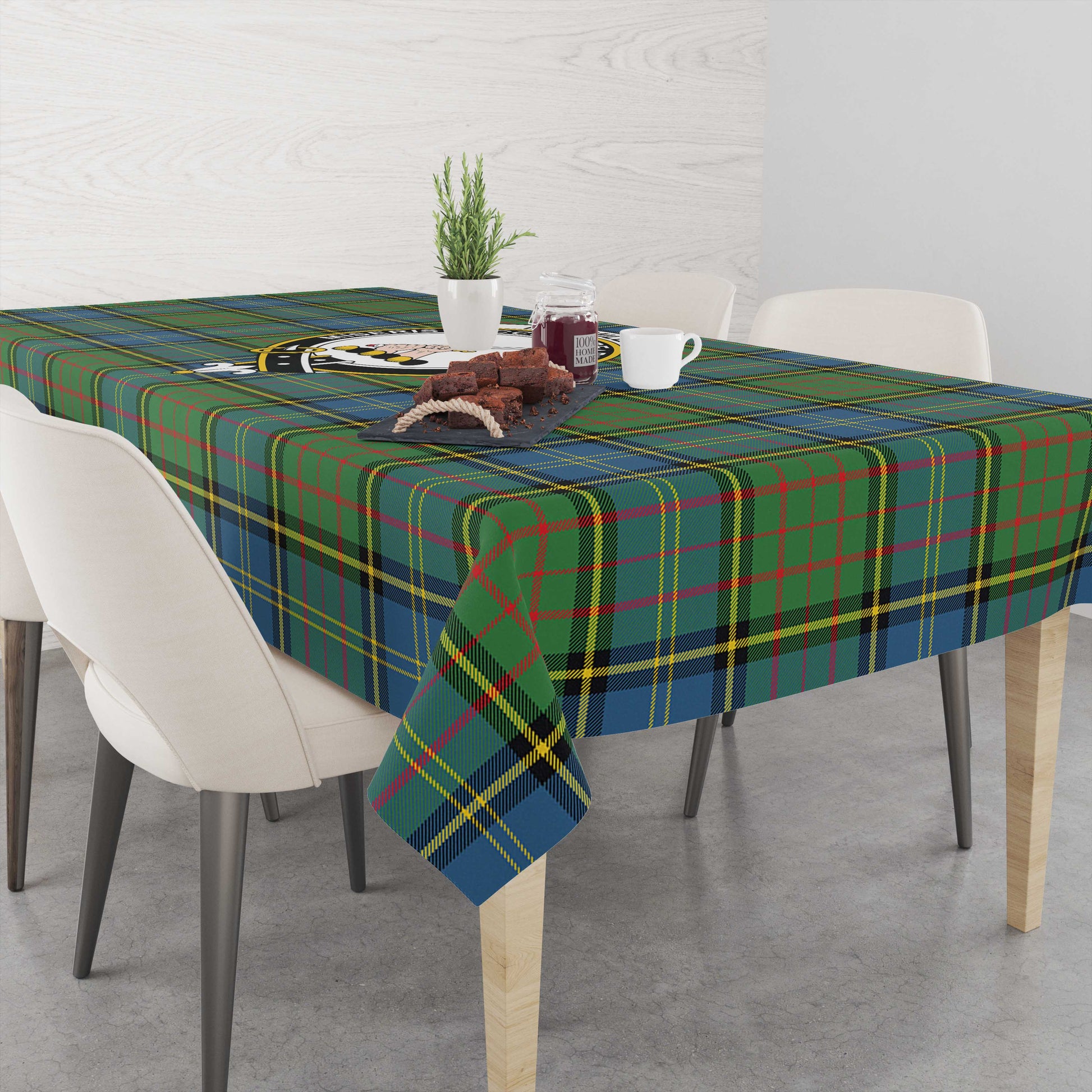 macmillan-hunting-ancient-tatan-tablecloth-with-family-crest