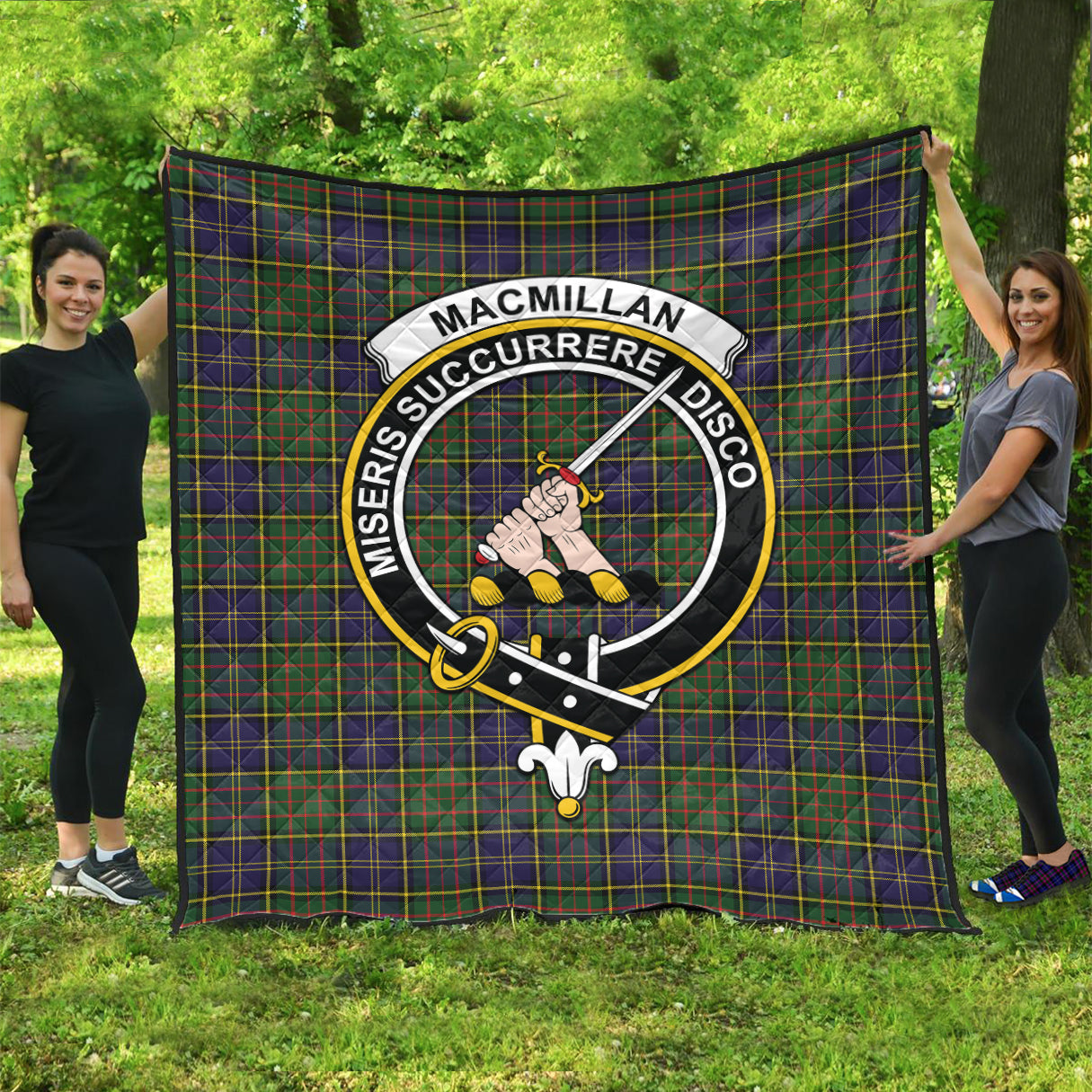 macmillan-hunting-modern-tartan-quilt-with-family-crest