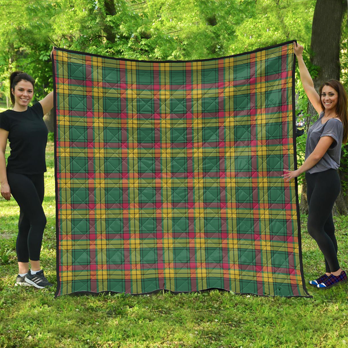 macmillan-old-ancient-tartan-quilt