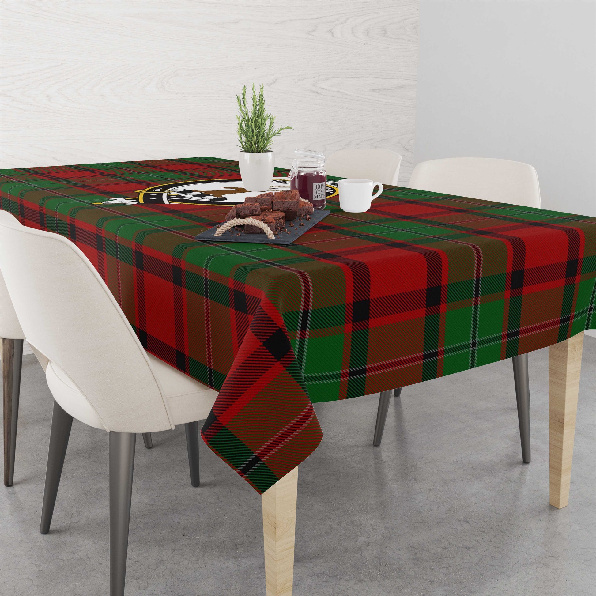 macphail-tatan-tablecloth-with-family-crest