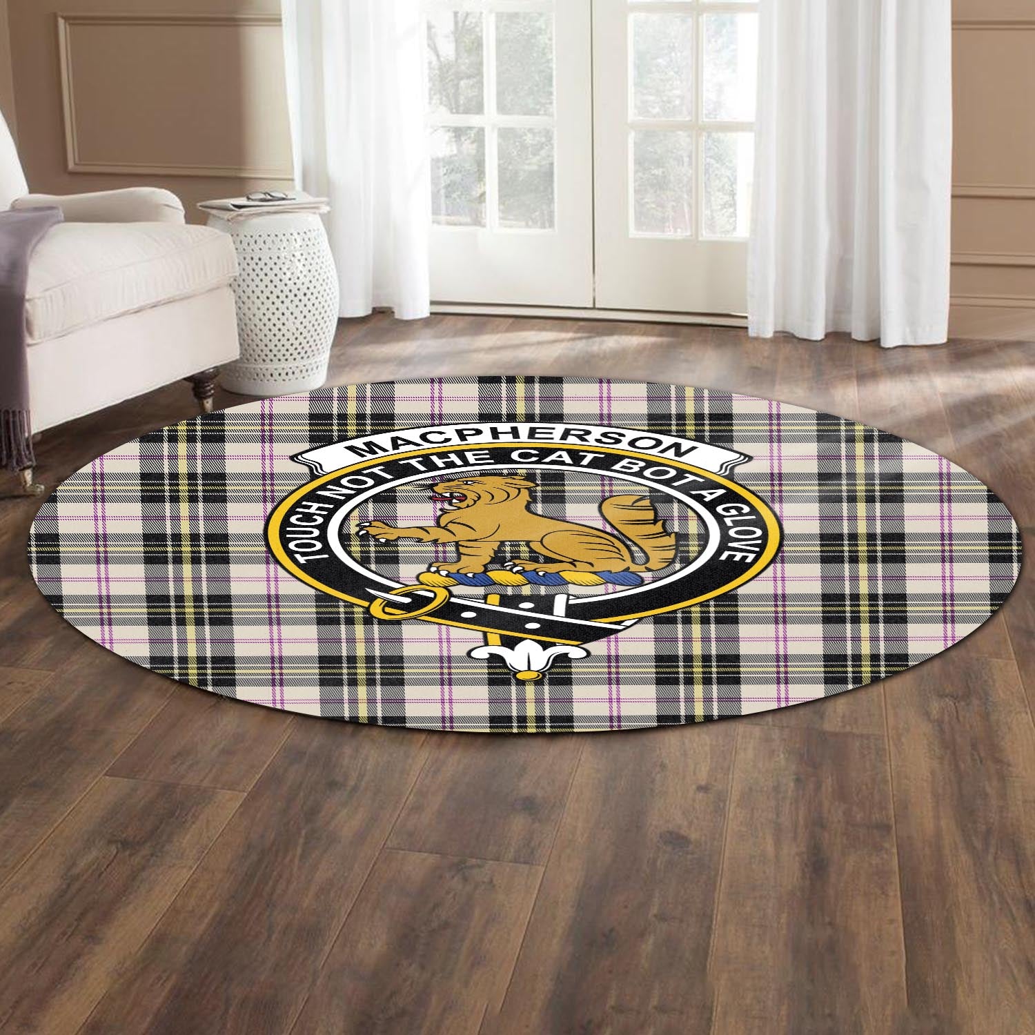 macpherson-dress-ancient-tartan-round-rug-with-family-crest