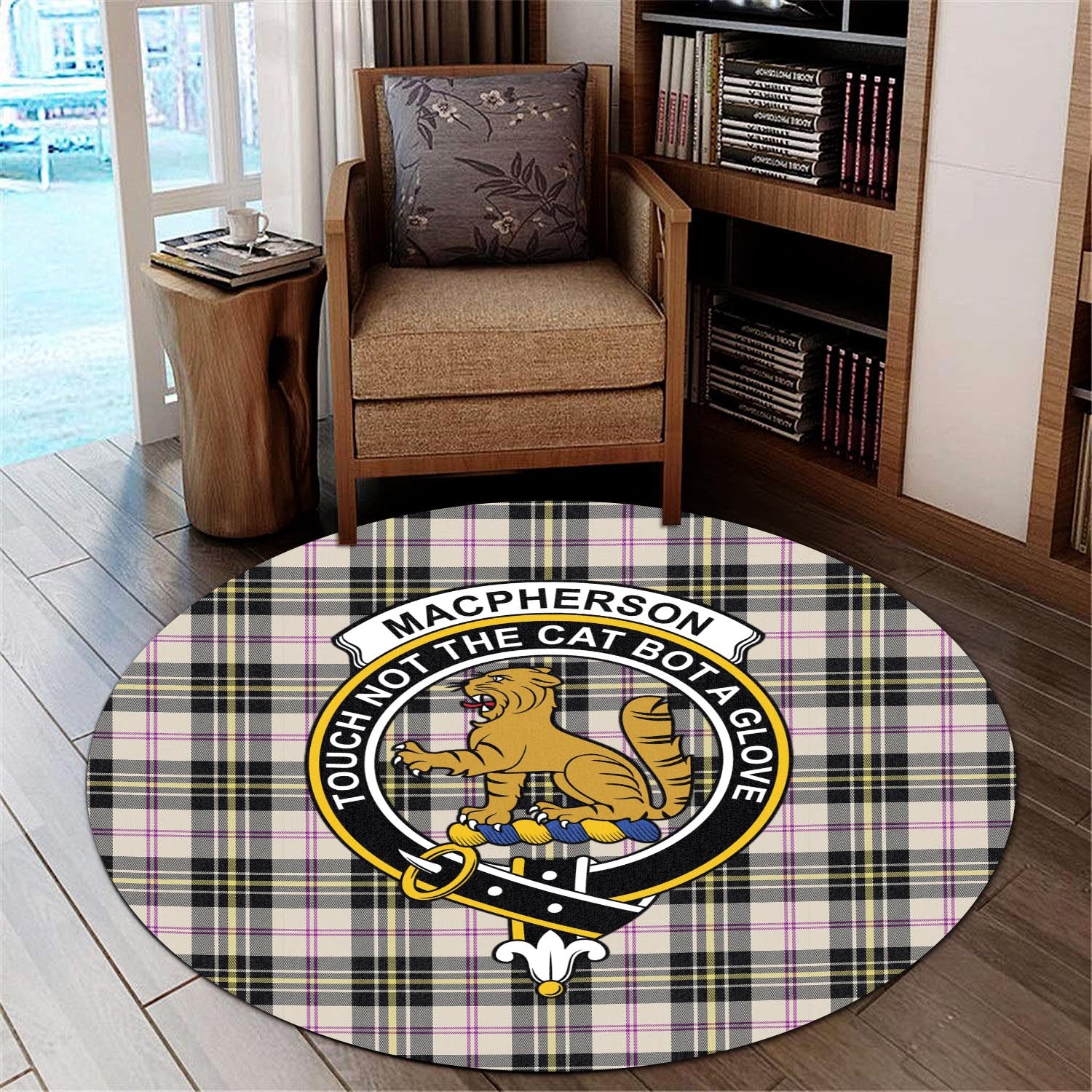 macpherson-dress-ancient-tartan-round-rug-with-family-crest