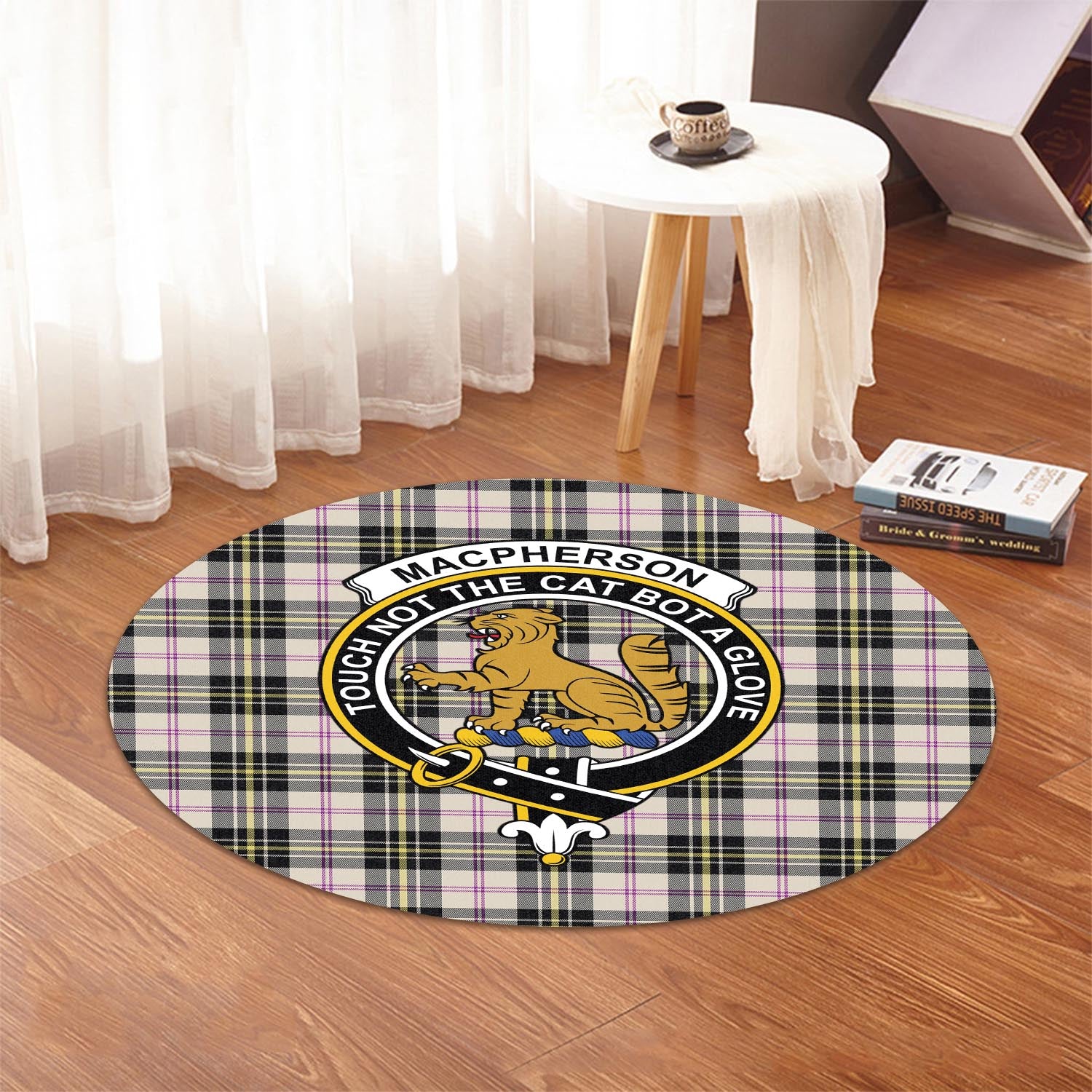 macpherson-dress-ancient-tartan-round-rug-with-family-crest