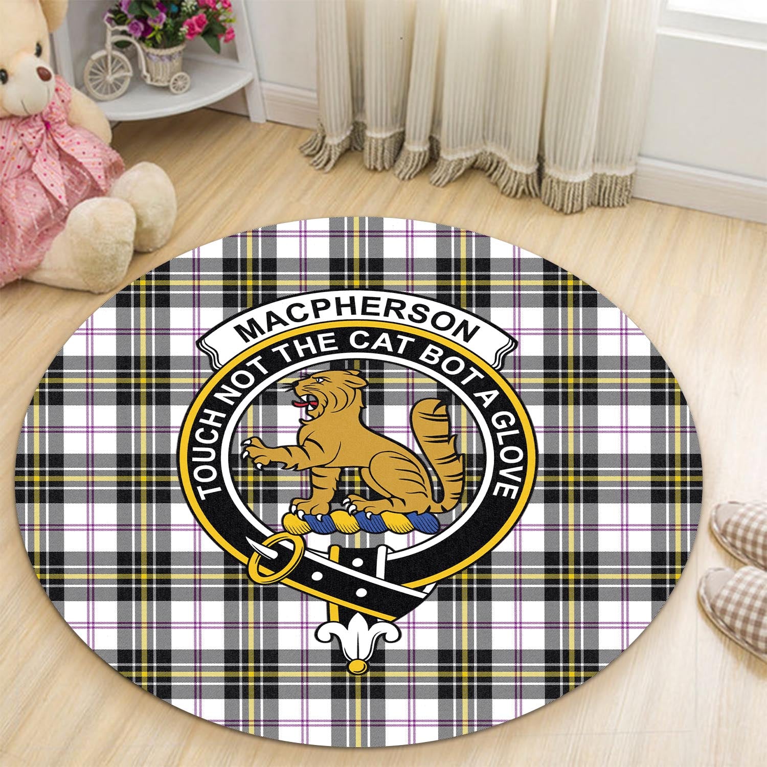 macpherson-dress-modern-tartan-round-rug-with-family-crest