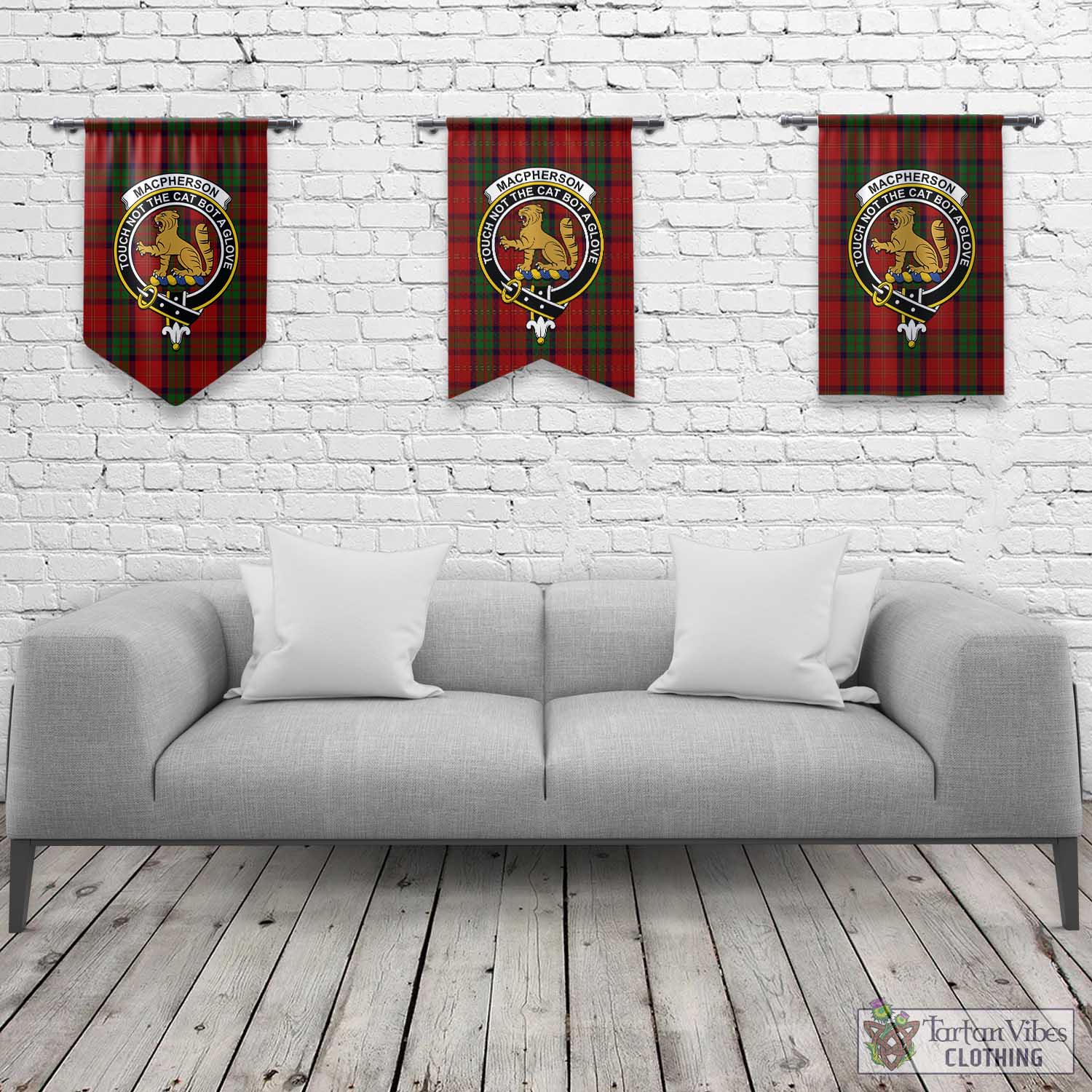 Tartan Vibes Clothing MacPherson of Cluny Tartan Gonfalon, Tartan Banner with Family Crest