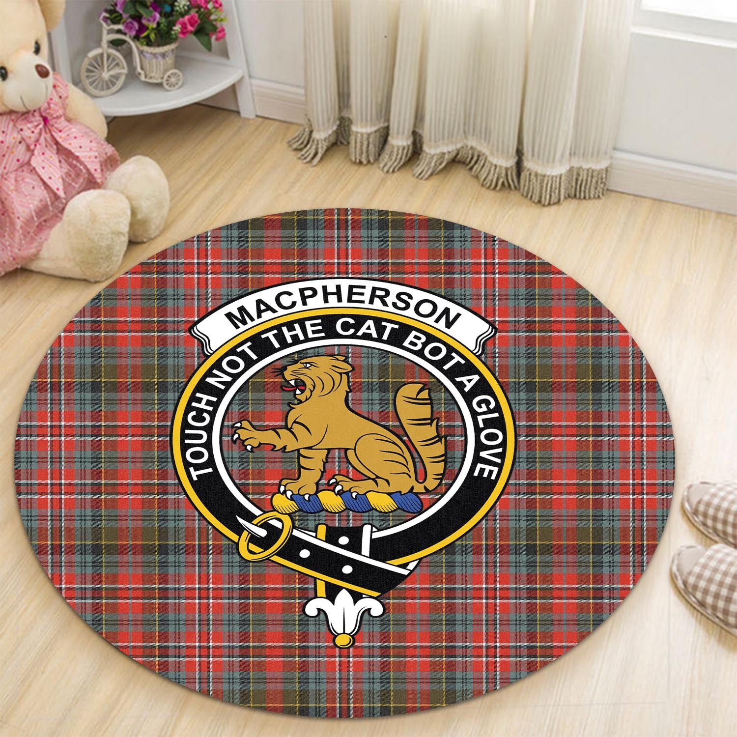 macpherson-weathered-tartan-round-rug-with-family-crest