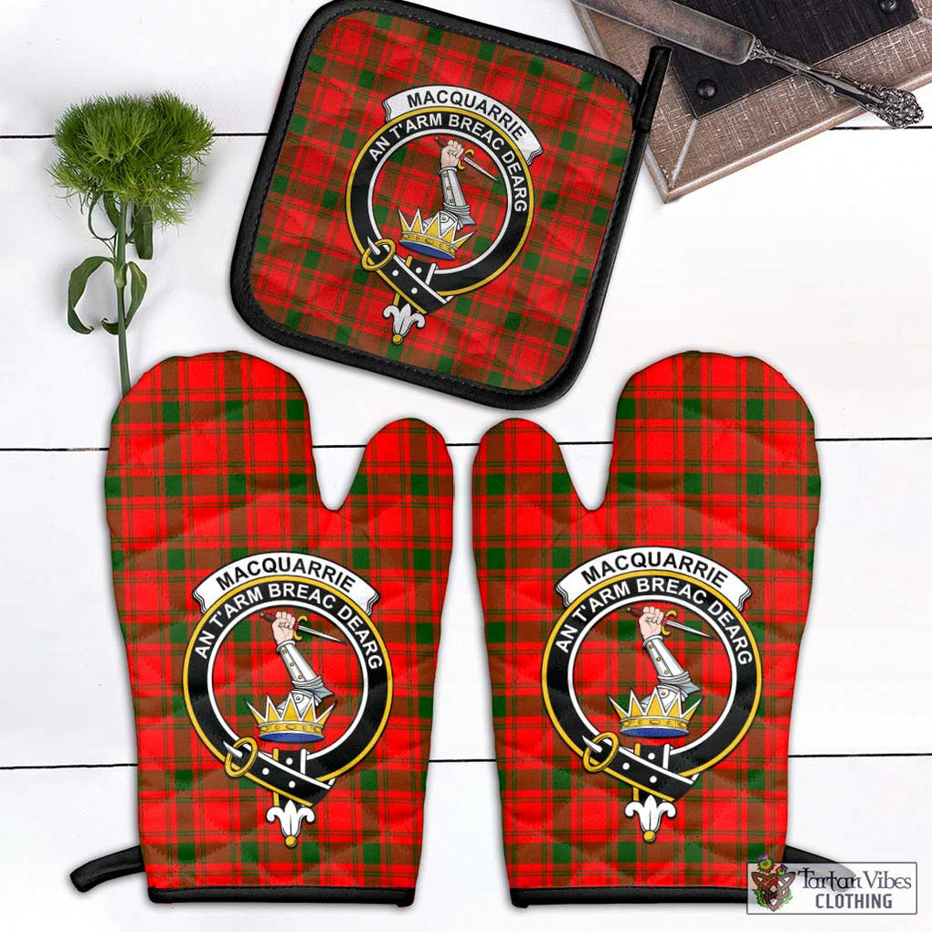 MacQuarrie Modern Tartan Combo Oven Mitt & Pot-Holder with Family Crest Combo 1 Oven Mitt & 1 Pot-Holder Black - Tartan Vibes Clothing