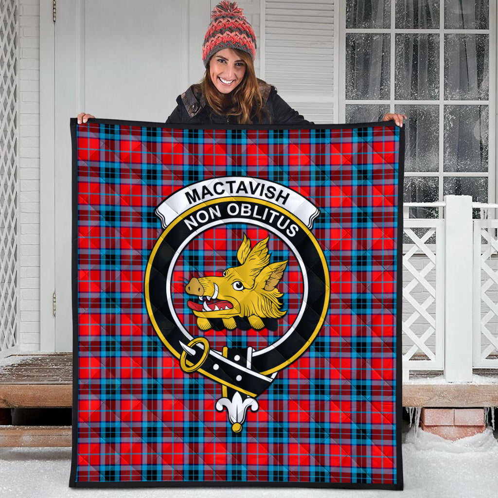 mactavish-modern-tartan-quilt-with-family-crest