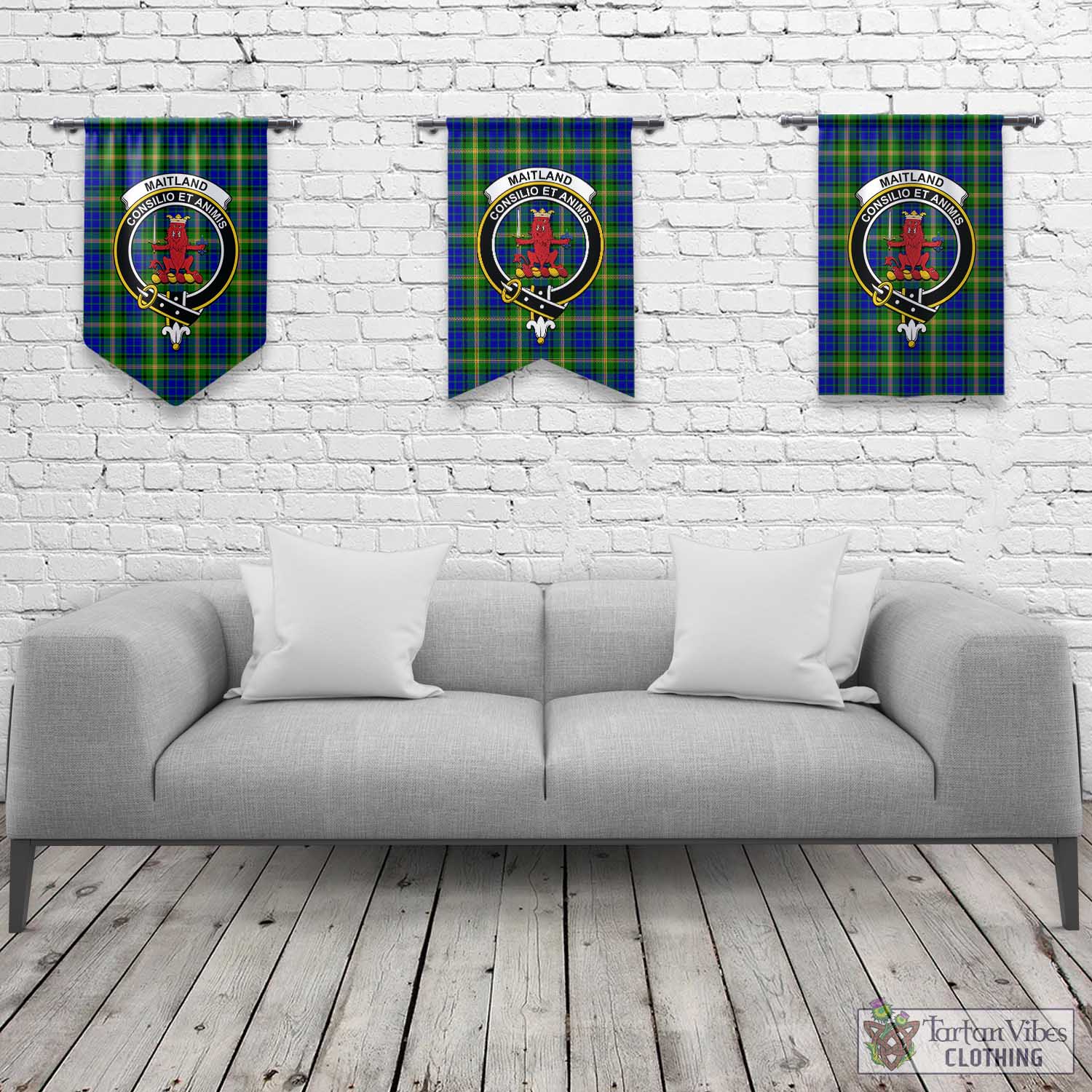 Tartan Vibes Clothing Maitland Tartan Gonfalon, Tartan Banner with Family Crest