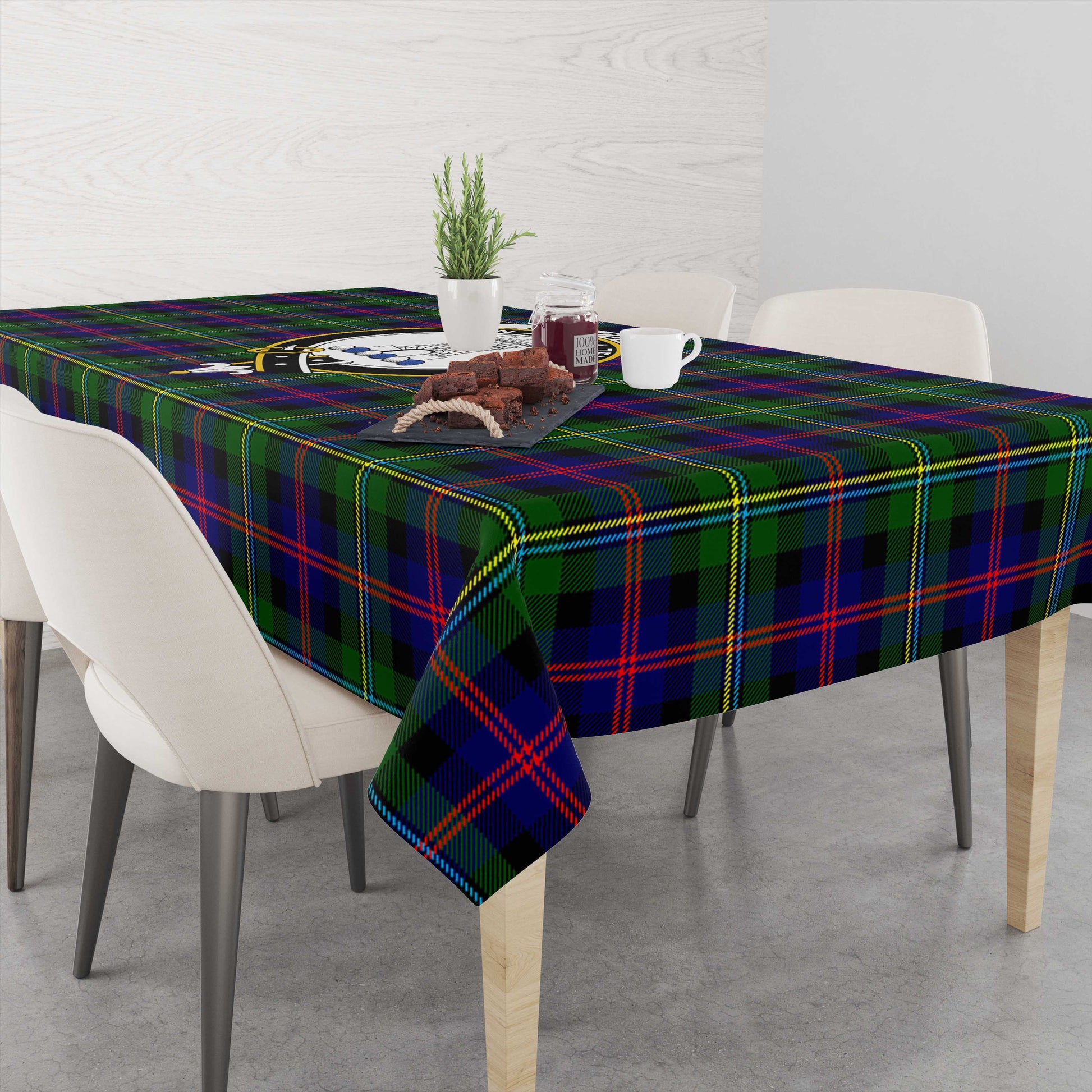 malcolm-tatan-tablecloth-with-family-crest