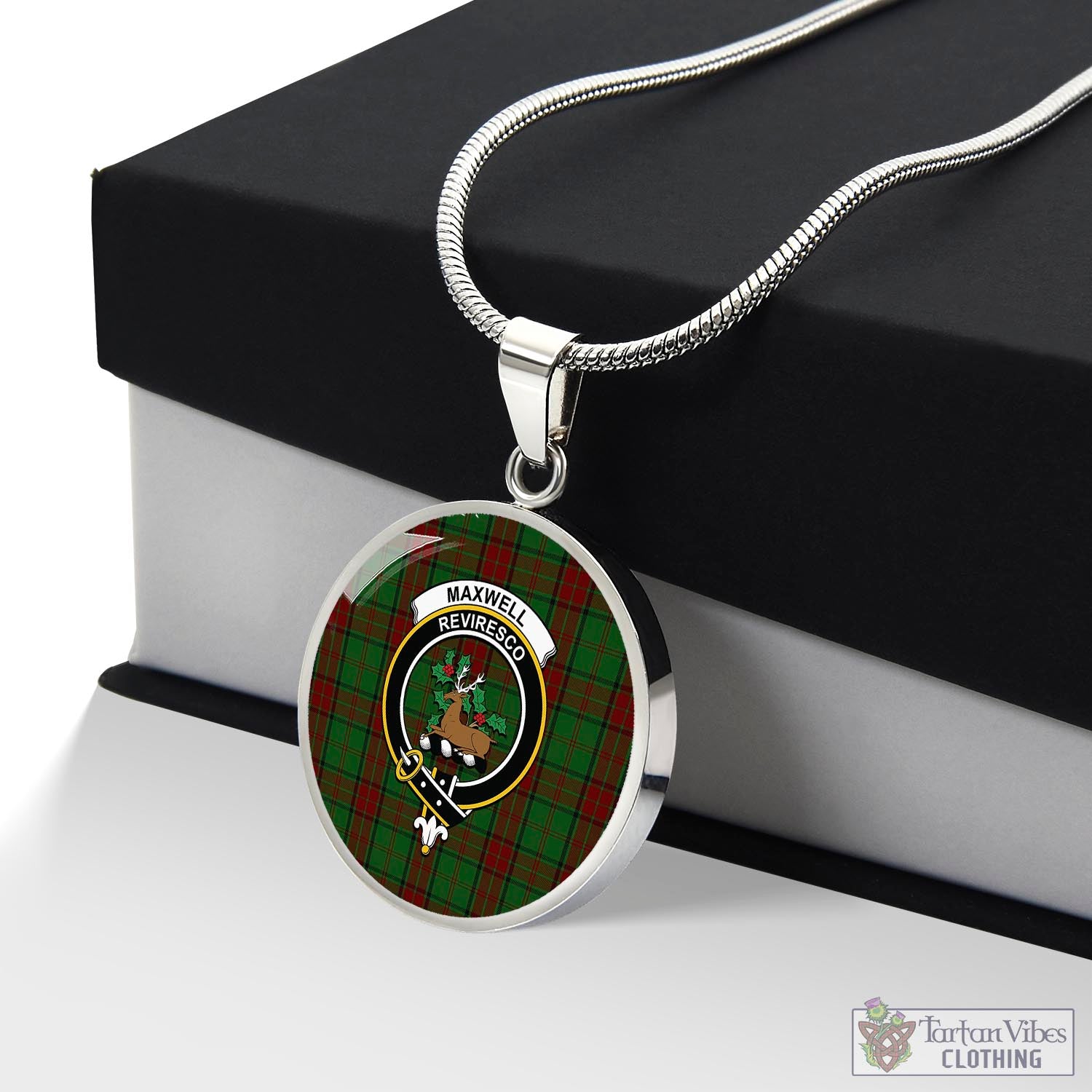 Tartan Vibes Clothing Maxwell Hunting Tartan Circle Necklace with Family Crest