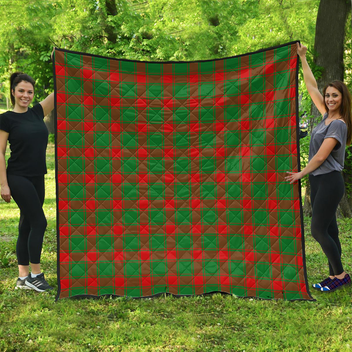 middleton-modern-tartan-quilt