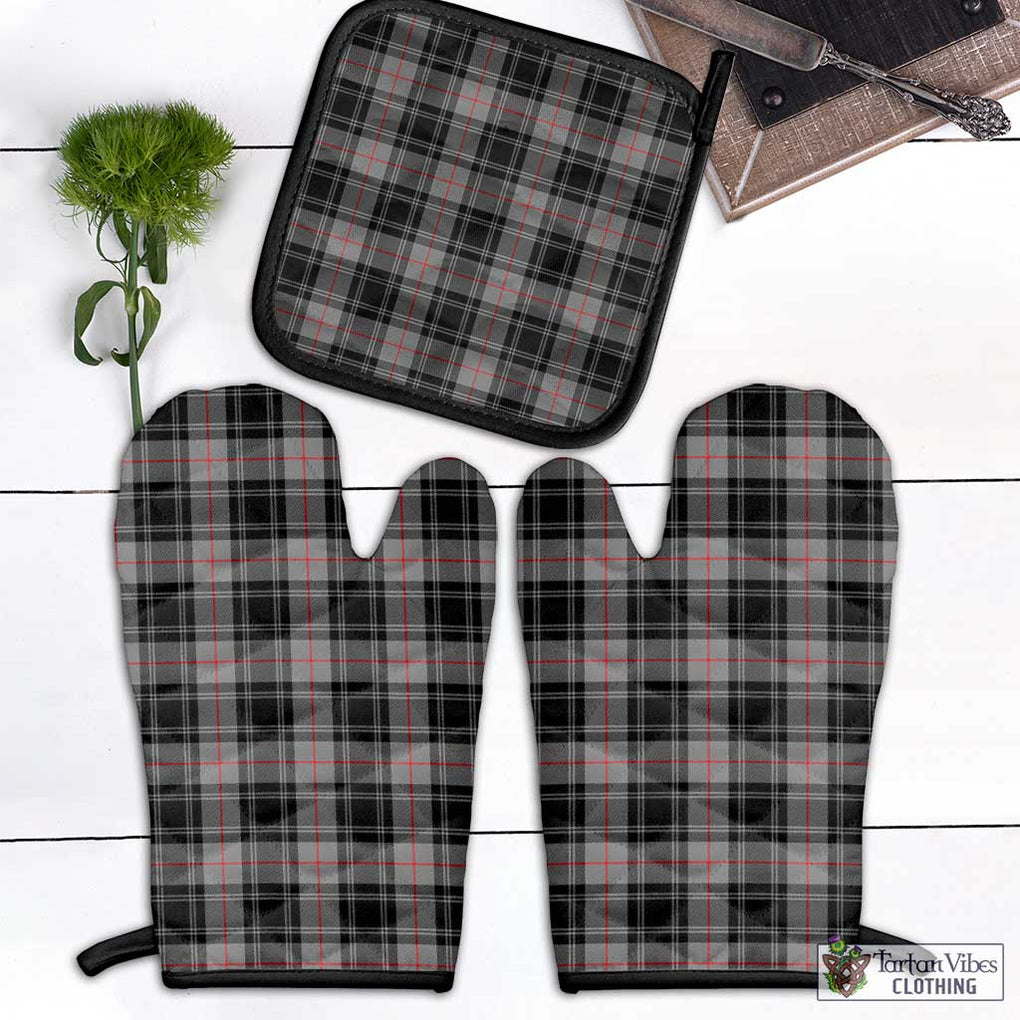 Moffat Tartan Combo Oven Mitt & Pot-Holder Combo 1 Oven Mitt & 1 Pot-Holder Black - Tartan Vibes Clothing