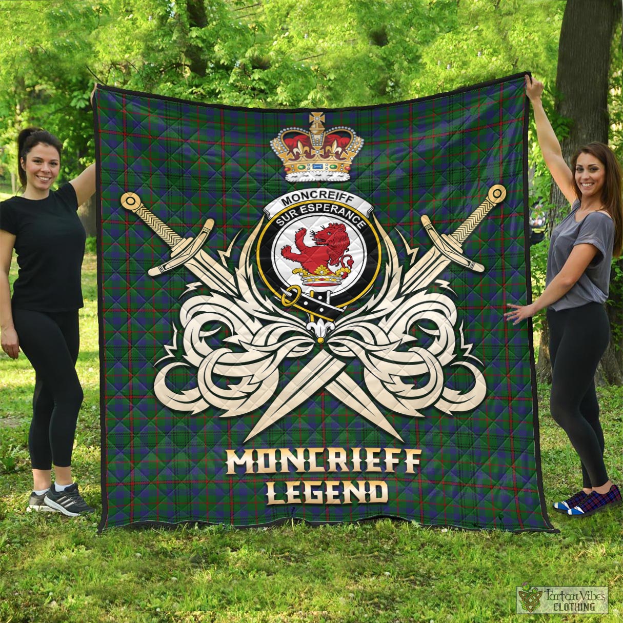 Tartan Vibes Clothing Moncrieff of Atholl Tartan Quilt with Clan Crest and the Golden Sword of Courageous Legacy