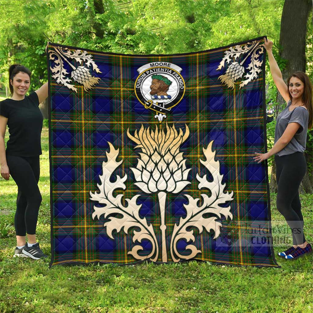 Tartan Vibes Clothing Moore Tartan Quilt with Family Crest and Golden Thistle Style