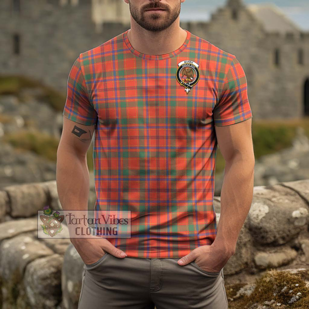 Munro Ancient Tartan Cotton T-Shirt with Family Crest Men's Shirt - Tartanvibesclothing Shop