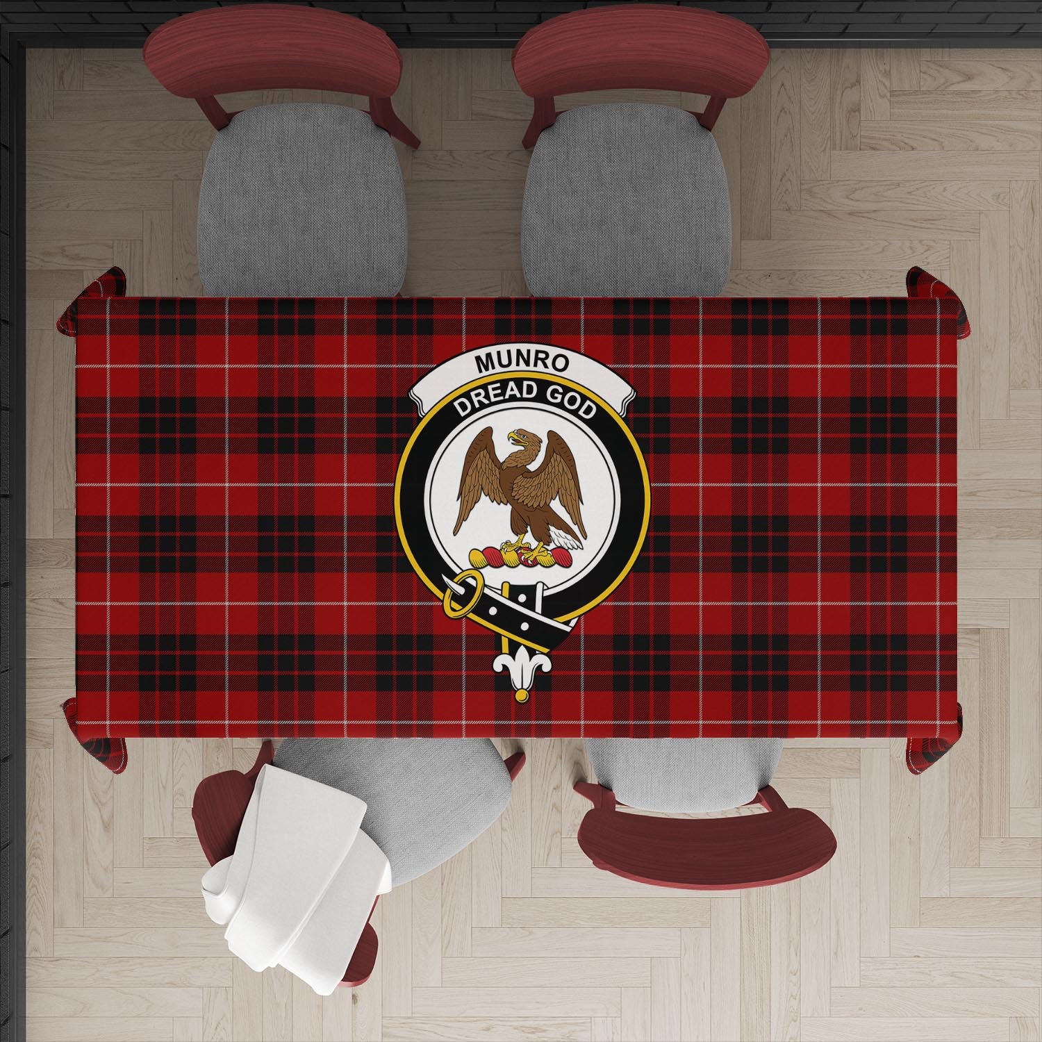 munro-black-and-red-tatan-tablecloth-with-family-crest