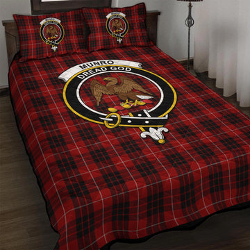 Munro Black and Red Tartan Quilt Bed Set with Family Crest