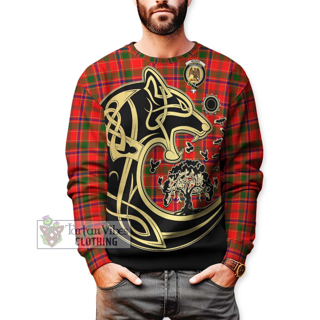 Munro Modern Tartan Sweatshirt with Family Crest Celtic Wolf Style Unisex - Tartan Vibes Clothing