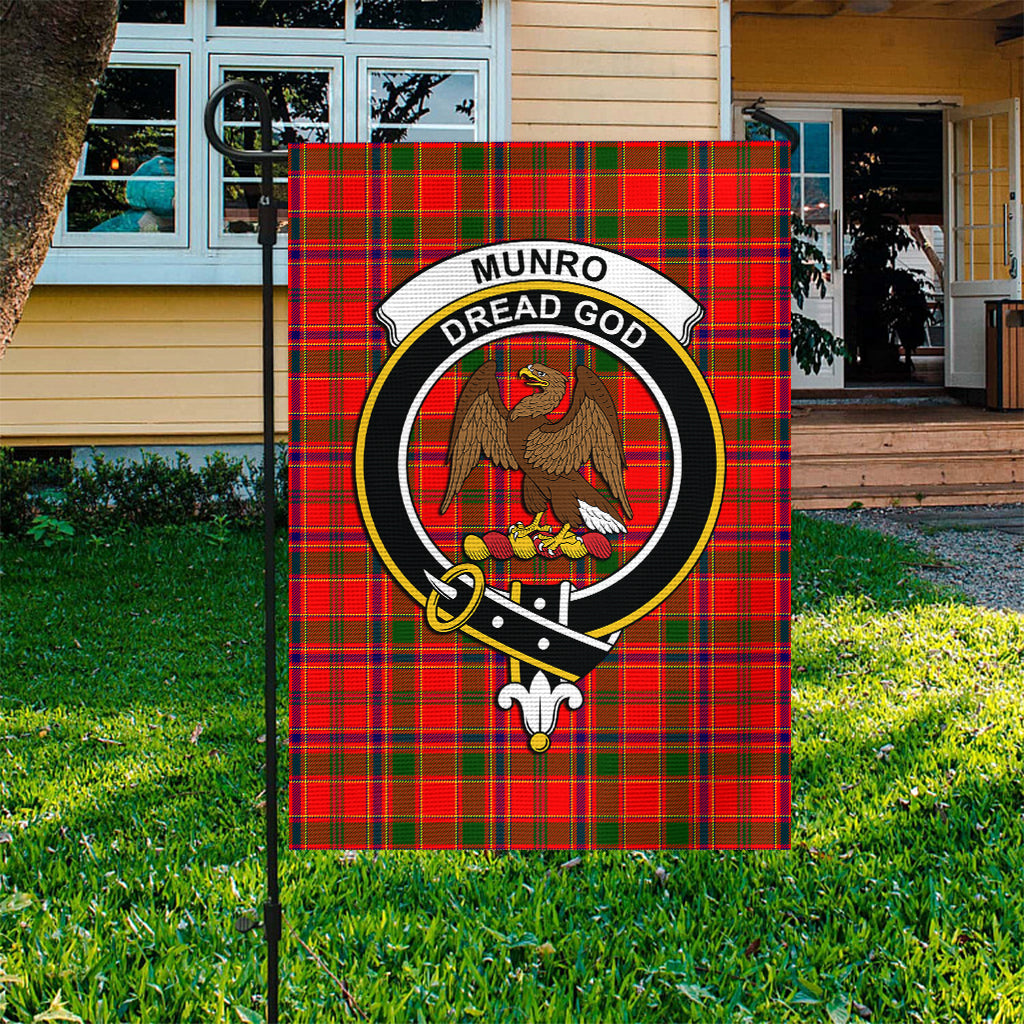 Munro Modern Tartan Flag with Family Crest - Tartan Vibes Clothing