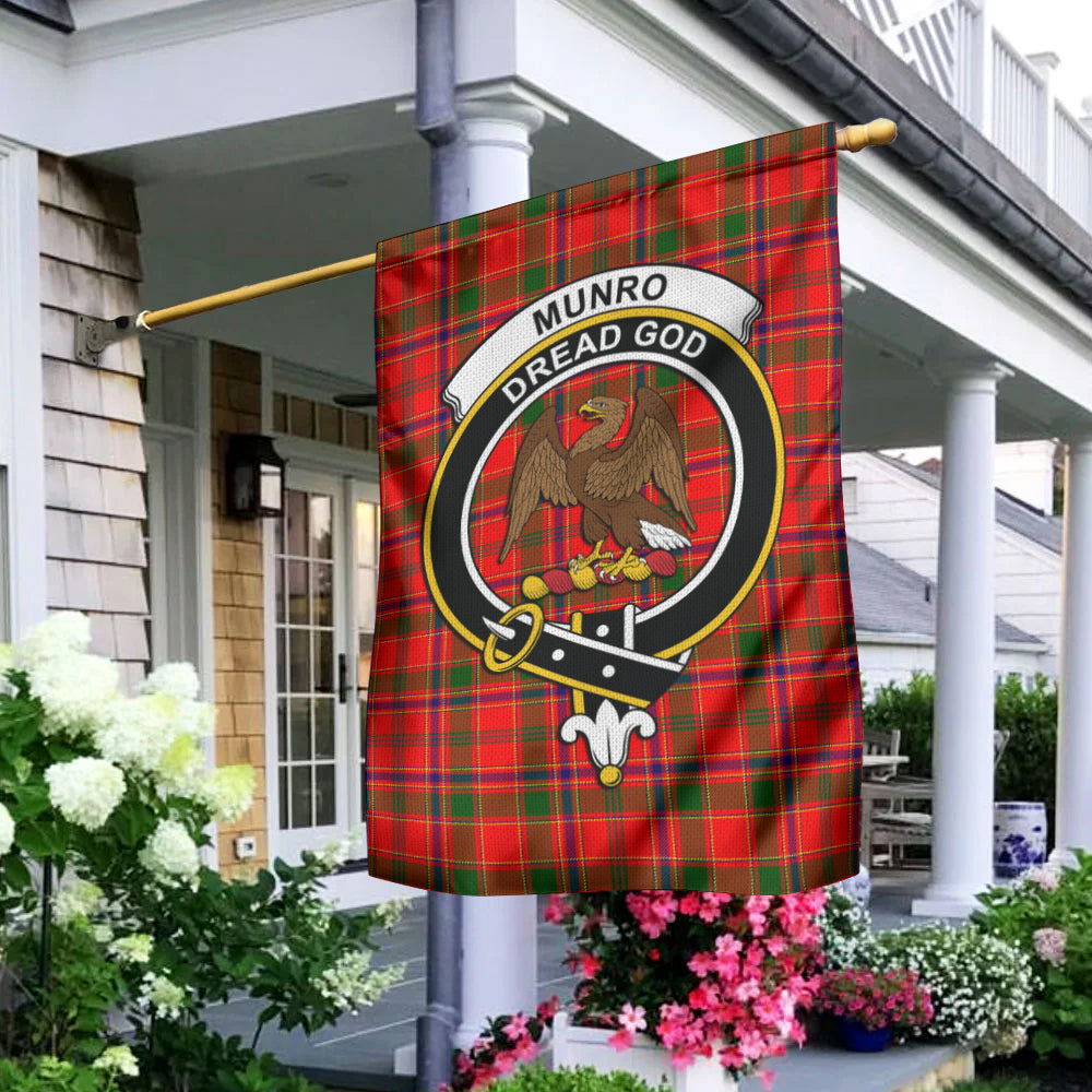 Munro Modern Tartan Flag with Family Crest - Tartan Vibes Clothing