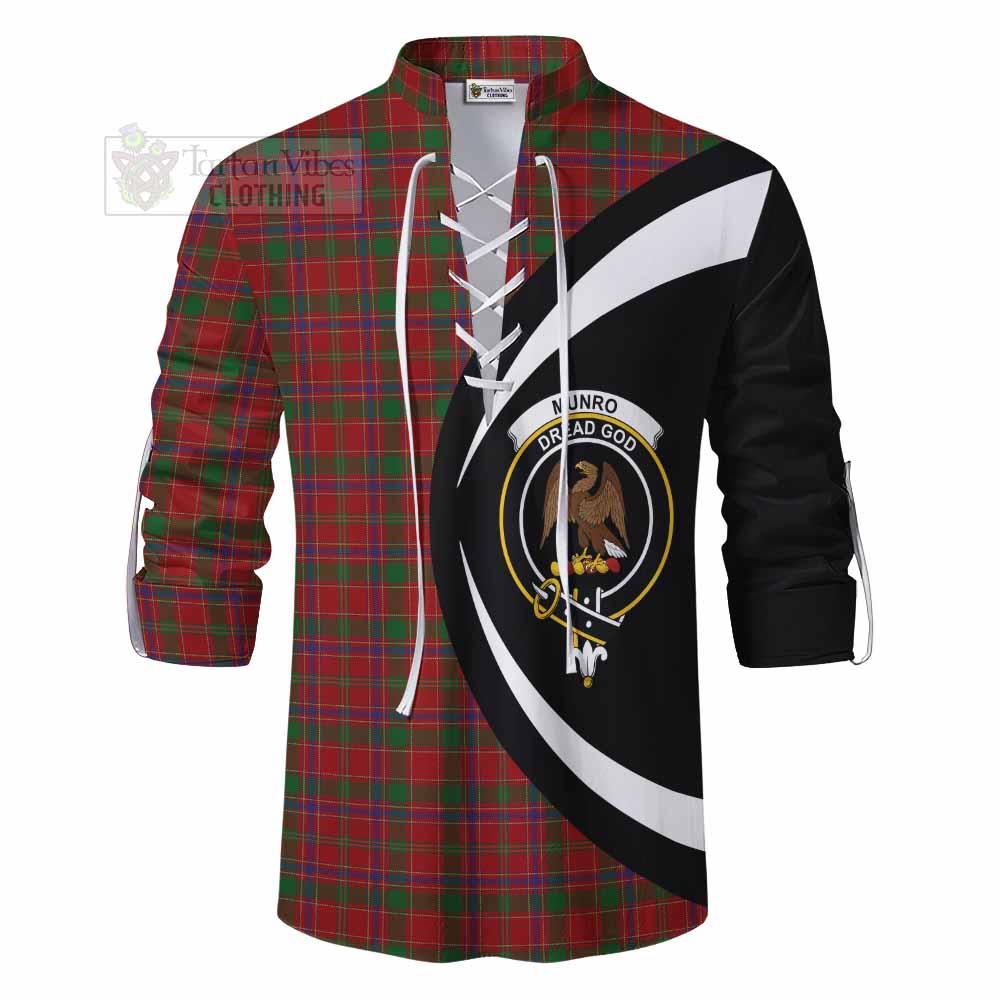 Munro (Monroe) Tartan Ghillie Kilt Shirt with Family Crest Circle Style - Tartan Vibes Clothing