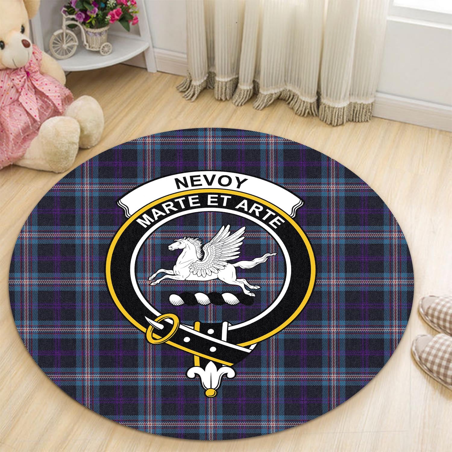 nevoy-tartan-round-rug-with-family-crest