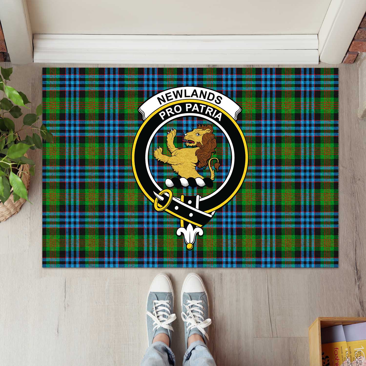 Newlands of Lauriston Tartan Door Mat with Family Crest - Tartanvibesclothing