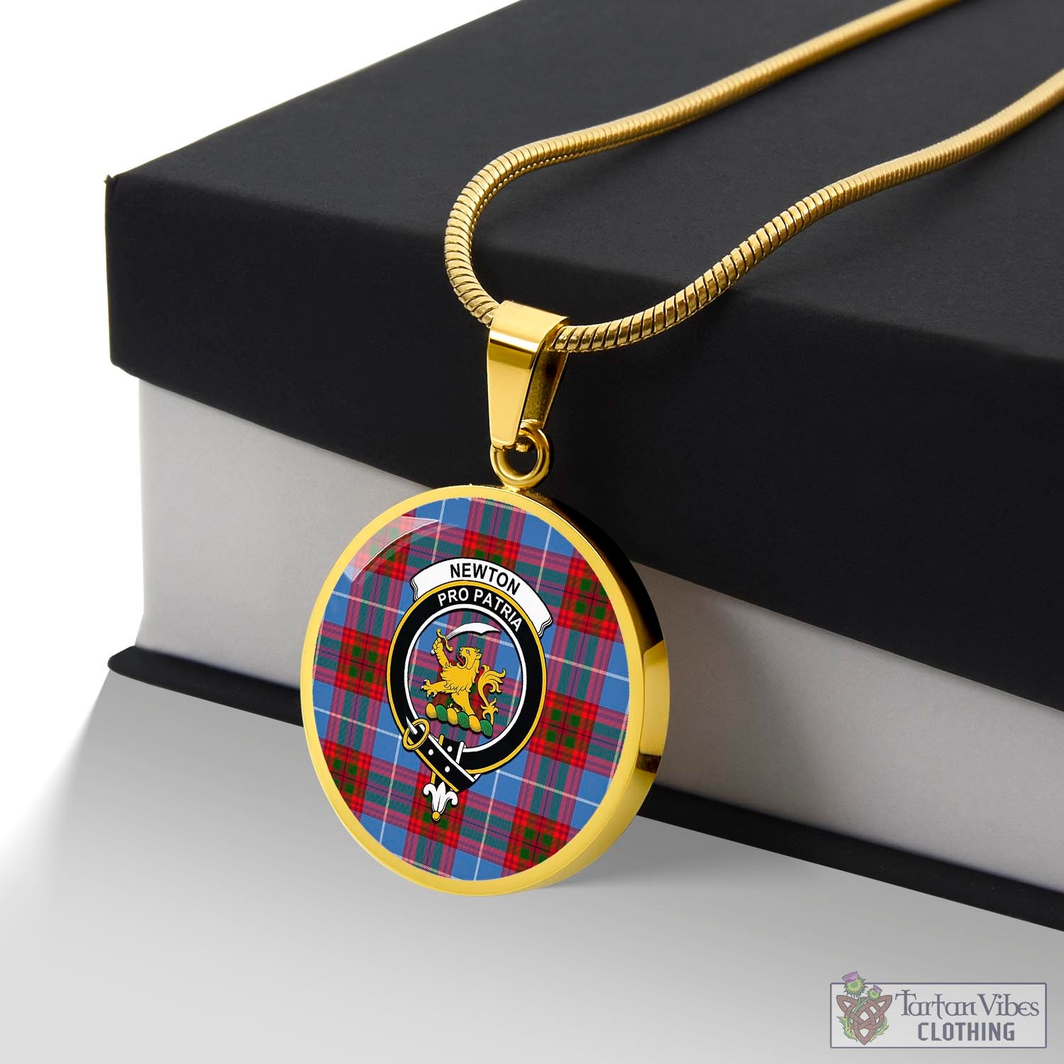 Tartan Vibes Clothing Newton Tartan Circle Necklace with Family Crest